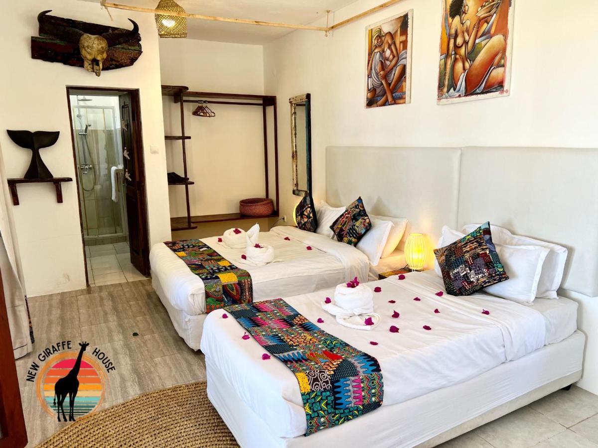 New Giraffe House Bed & Breakfast Vilanculos Exterior photo