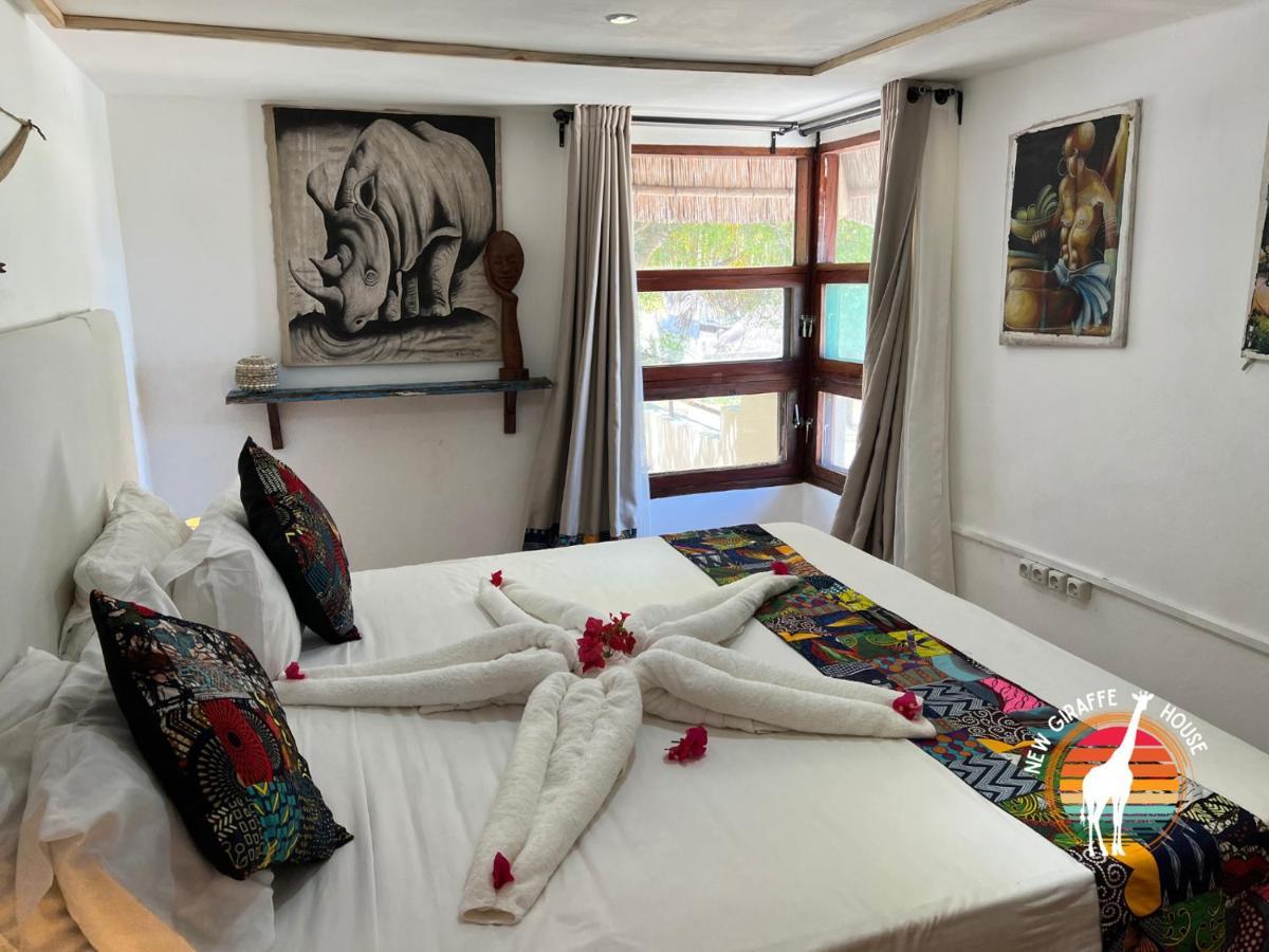 New Giraffe House Bed & Breakfast Vilanculos Exterior photo